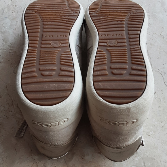 GEOX RESPIRA BLOMIEE BEIGE / GOLD ZIPPERED HI TOP SNEAKERS US 5 - Picture 14 of 16